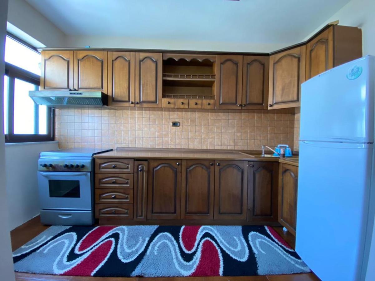 Dibra'S Apartment Shkoder Bagian luar foto