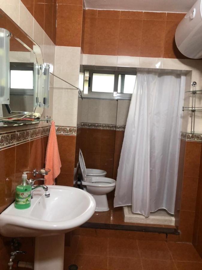 Dibra'S Apartment Shkoder Bagian luar foto